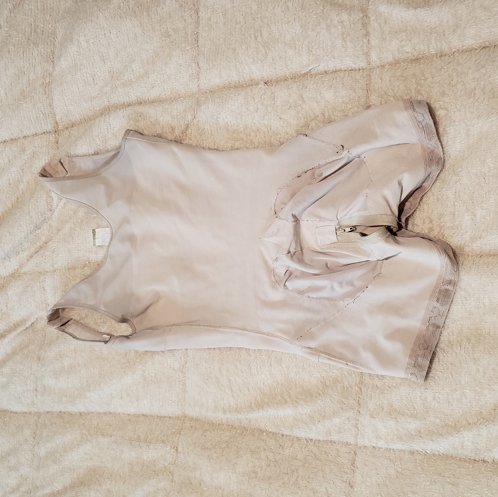 5 Nude shapewear various brands include melibelt, fajas tec. Sizes s/m